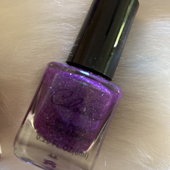 Set of six mini nail polish - Picture 6 of 6